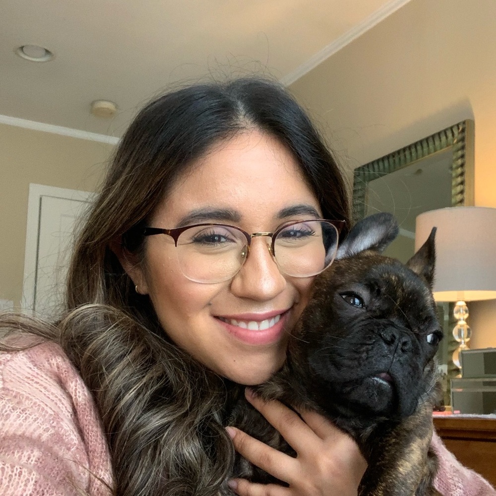Meet your Posher, Gabriela